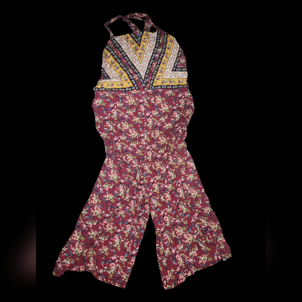 Floral Halter Jumpsuit By Xhileration.  NWT Size XL